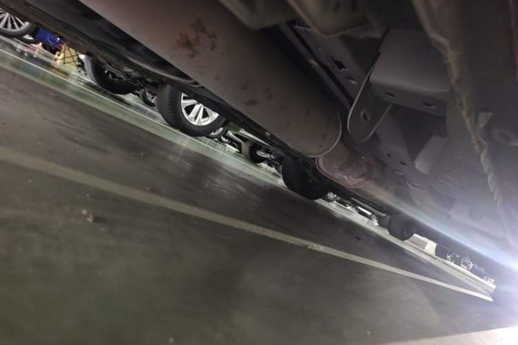 Used Buick GL8 2014 2.4L LT Luxury Business Executive Edition Chassis Rear Right