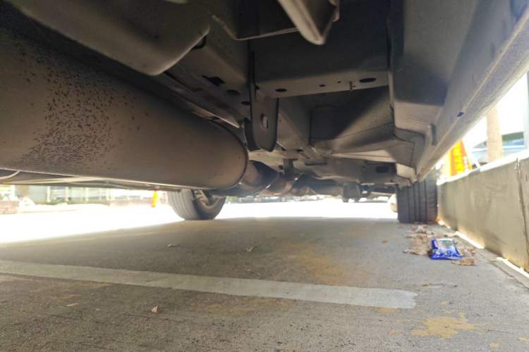 Used Buick GL8 2014 2.4L Classic Edition Chassis Rear Right