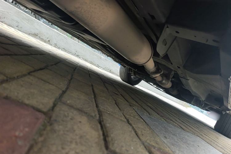 Used Buick GL8 2014 2.4L Executive Edition Chassis Rear Right