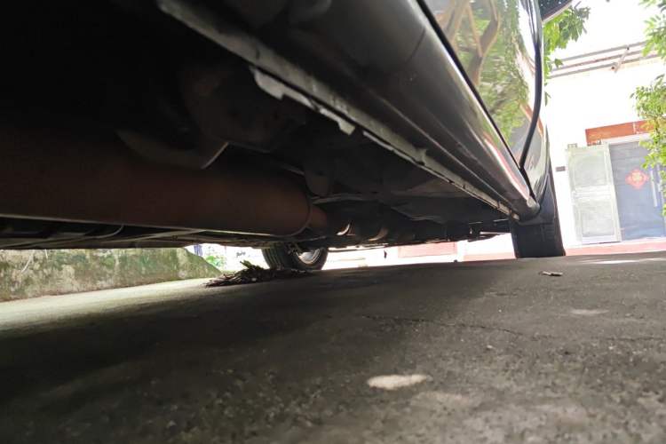 Used Buick GL8 2014 2.4L Classic Edition Chassis Rear Right