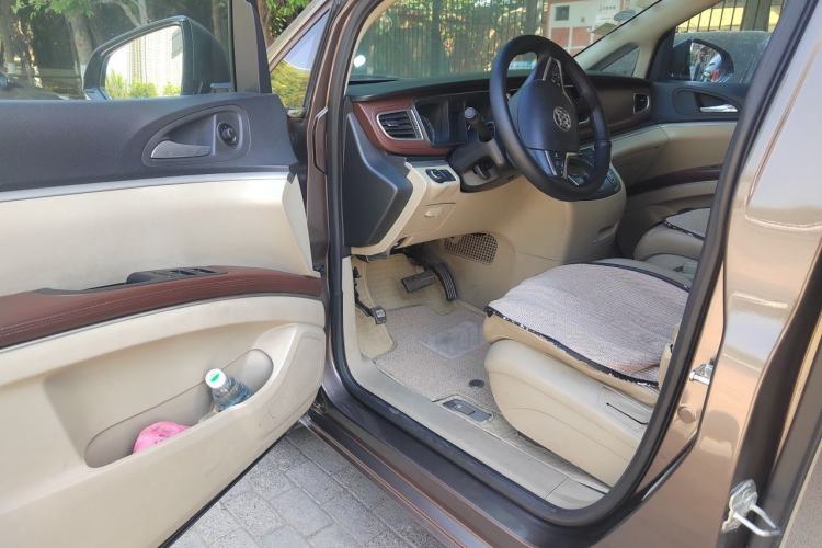 Used Buick GL8 2014 2.4L LT Luxury Business Executive Edition Driver Seat