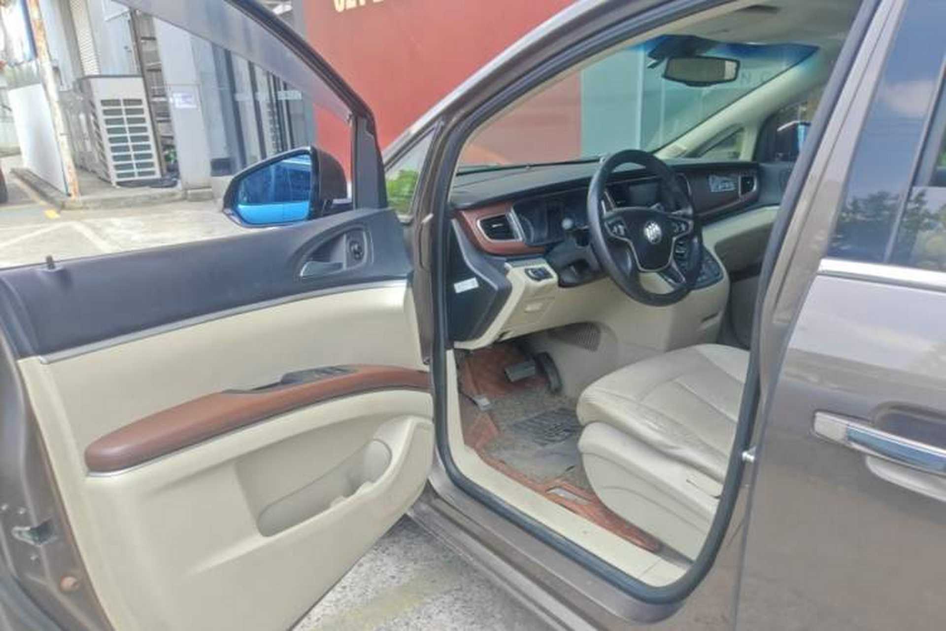 Used Buick GL8 2014 3.0L GT Luxury Business Haoya Edition Driver Seat