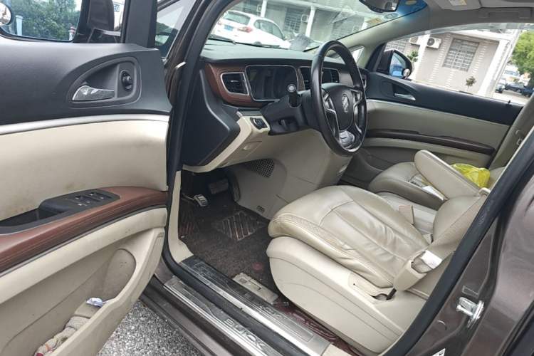 Used Buick GL8 2014 3.0L GT Luxury Business Haoya Edition Driver Seat