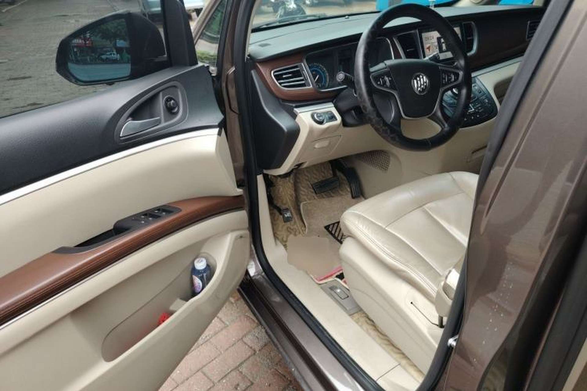 Used Buick GL8 2014 3.0L GT Luxury Business Haoya Edition Driver Seat