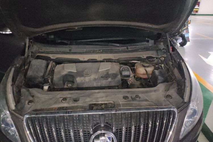 Used Buick GL8 2014 3.0L GT Luxury Business Haoya Edition Engine Bay