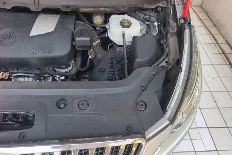 Used Buick GL8 2014 3.0L GT Luxury Business Haoya Edition Engine Bay Left