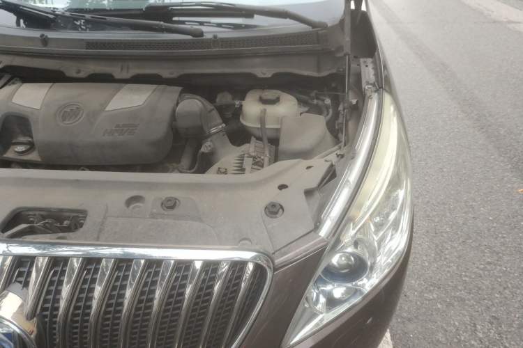 Used Buick GL8 2014 3.0L XT Luxury Business Flagship Edition Engine Bay Left