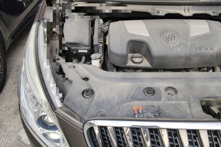 Used Buick GL8 2014 3.0L XT Luxury Business Flagship Edition Engine Bay Right