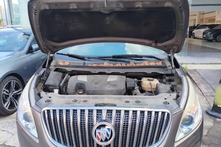 Used Buick GL8 2014 3.0L GT Luxury Business Haoya Edition Engine Bay