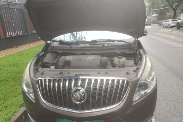 Used Buick GL8 2014 3.0L XT Luxury Business Flagship Edition Engine Bay