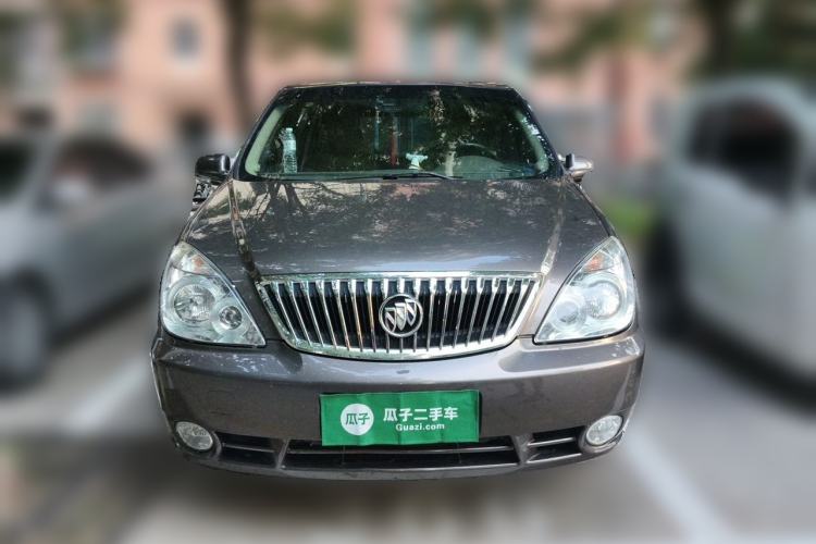 Used Buick GL8 2014 2.4L Comfort Edition Front