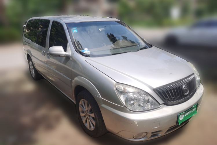 Used Buick GL8 2014 2.4L Classic Edition Front Right 45 Deg