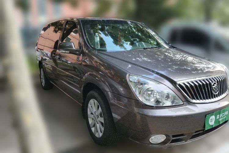 Used Buick GL8 2014 2.4L Comfort Edition Front Right 45 Deg