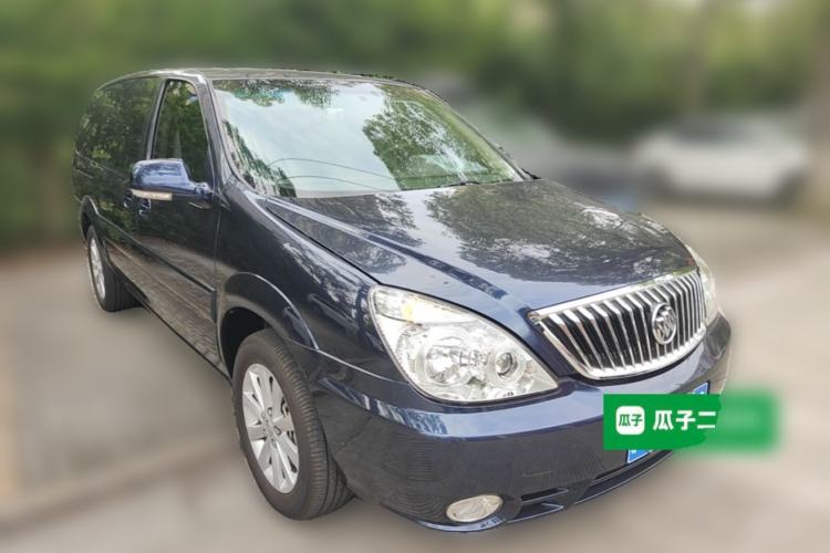 Used Buick GL8 2014 2.4L Classic Edition Front Right 45 Deg