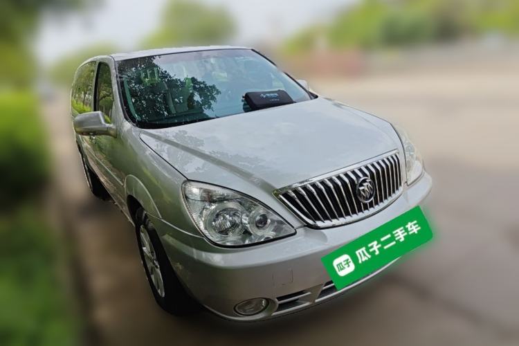Used Buick GL8 2014 2.4L Comfort Edition Front Right 45 Deg