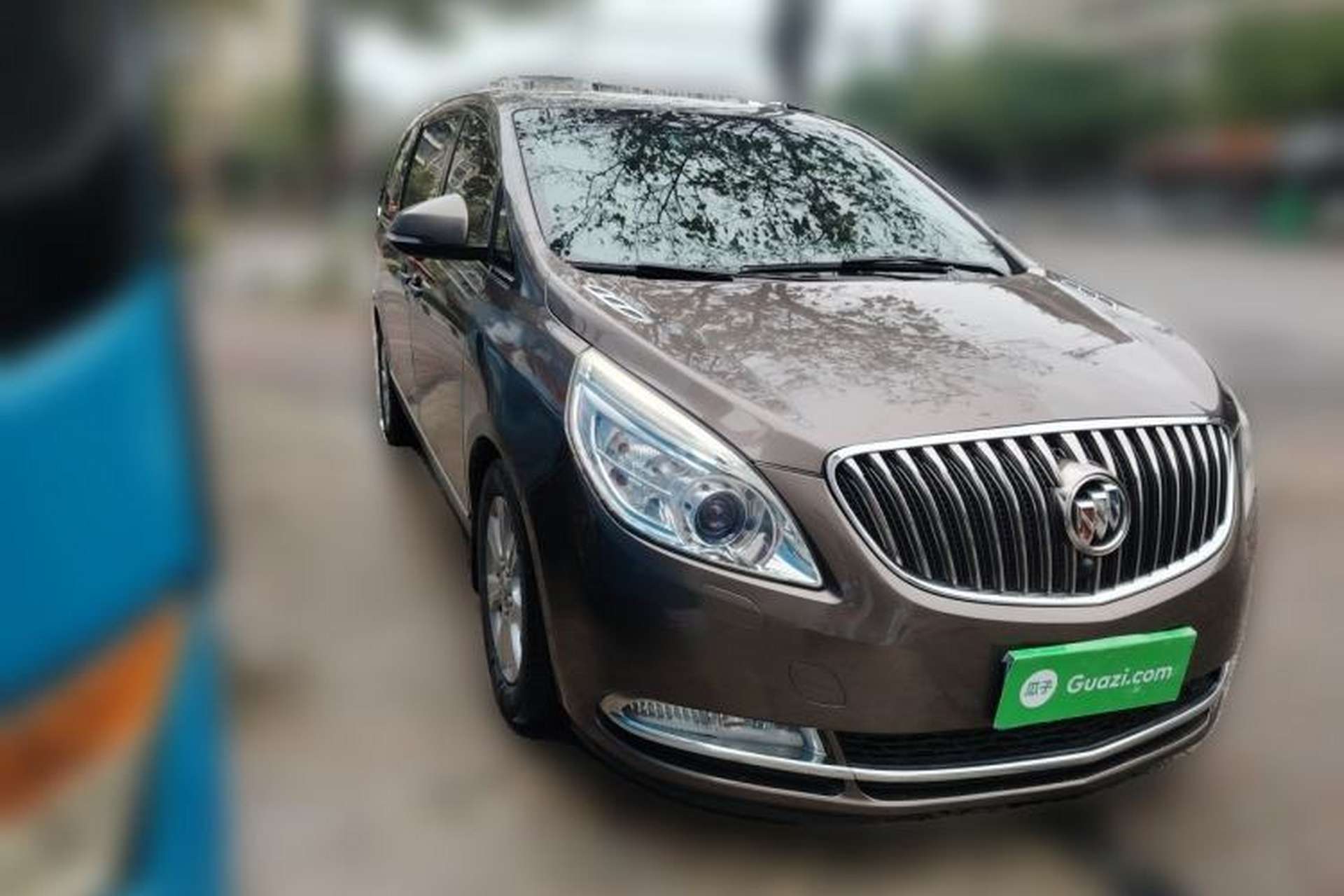 Used Buick GL8 2014 3.0L GT Luxury Business Haoya Edition Front Right 45 Deg