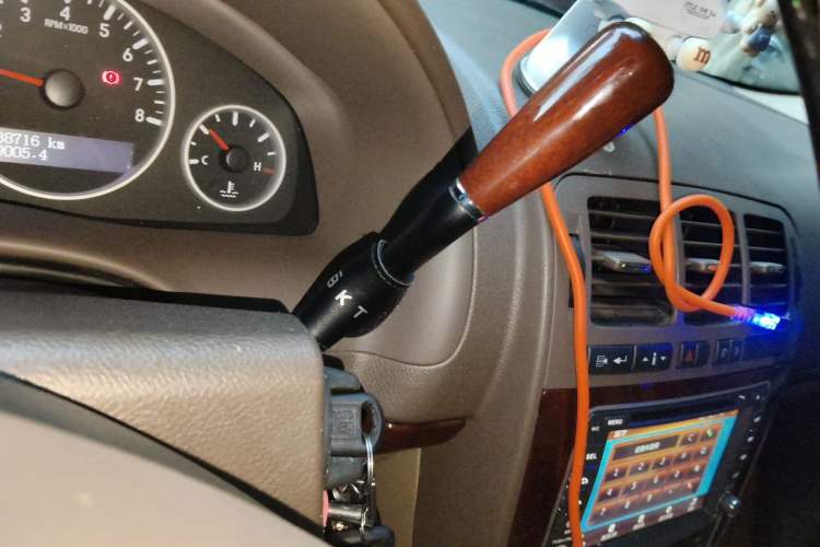 Used Buick GL8 2014 2.4L Comfort Edition Gear Lever