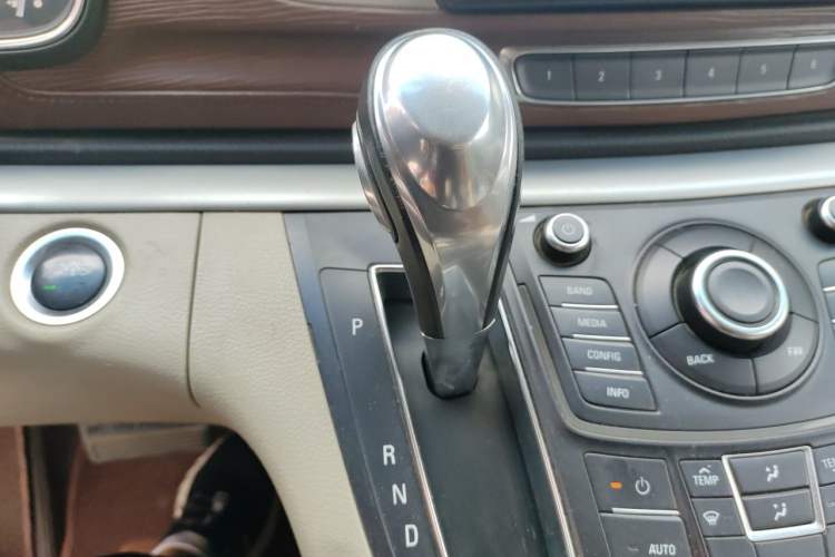 Used Buick GL8 2014 2.4L CT Luxury Business Comfort Edition Gear Lever