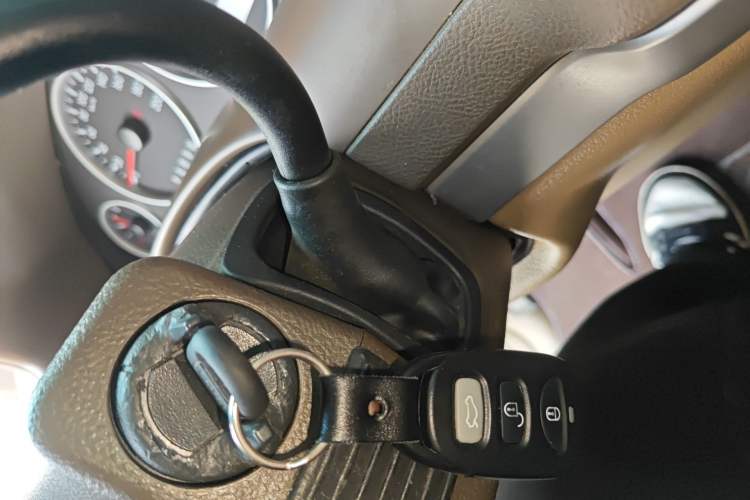 Used Buick GL8 2014 2.4L Comfort Edition Gear Lever