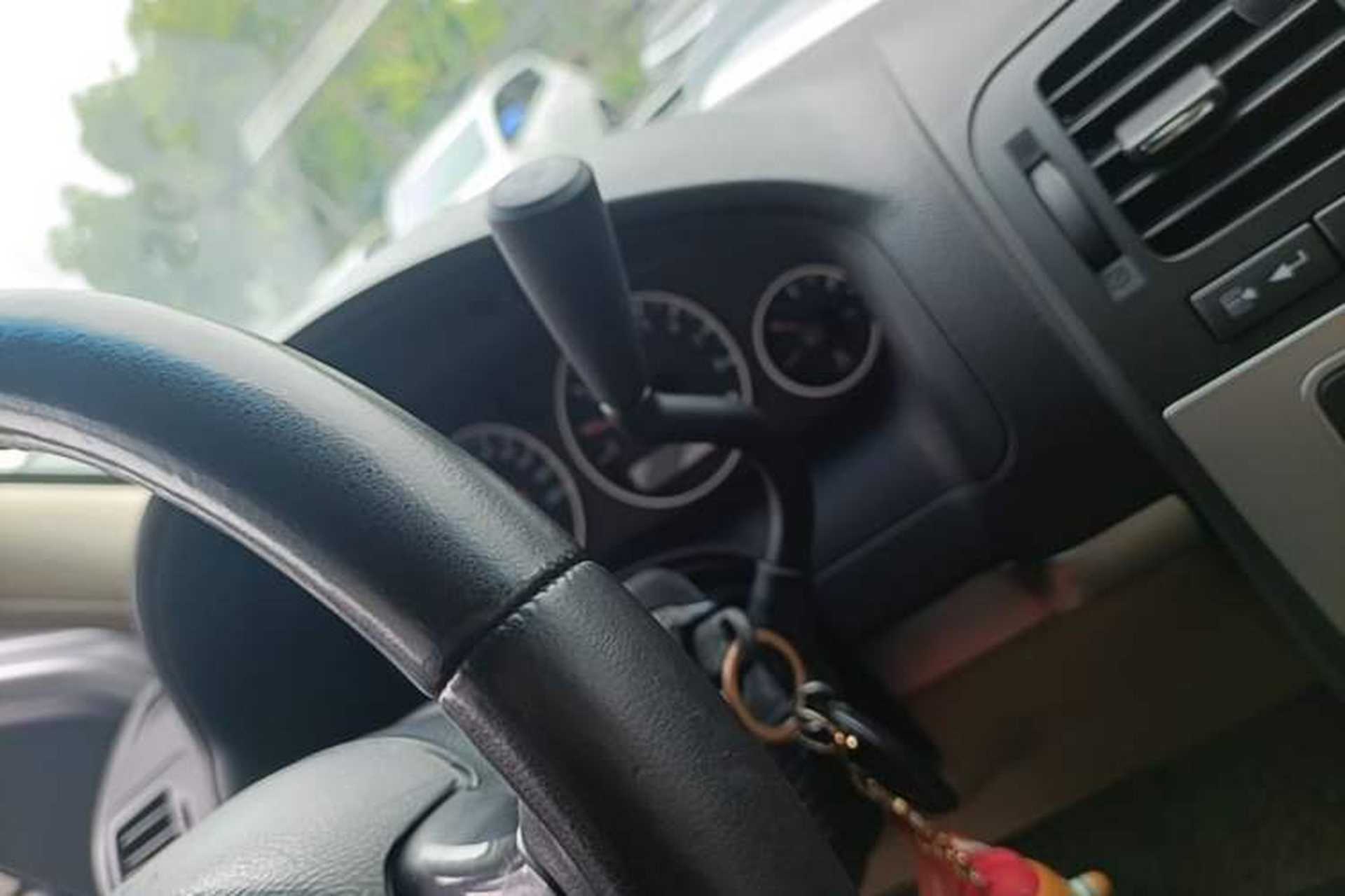 Used Buick GL8 2014 2.4L Executive Edition Gear Lever