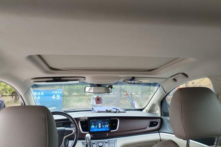 Used Buick GL8 2014 2.4L CT Luxury Business Comfort Edition Headliner