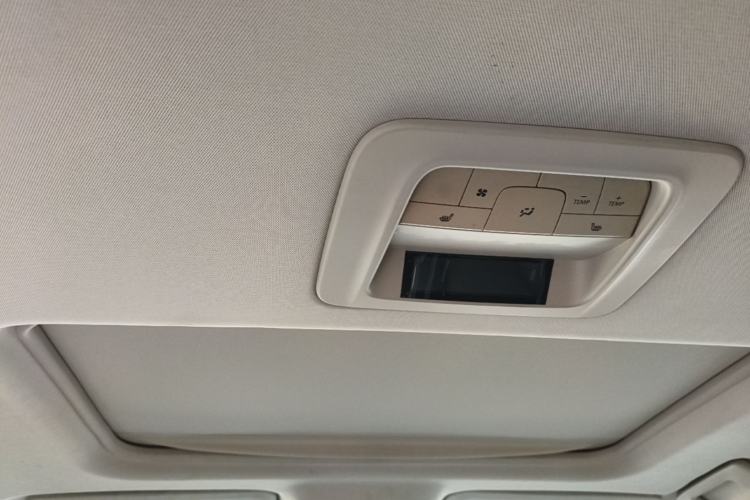 Used Buick GL8 2014 3.0L GT Luxury Business Haoya Edition Headliner