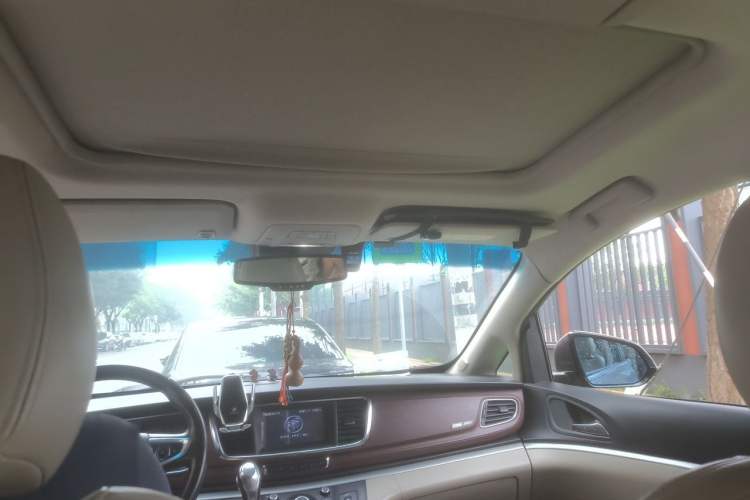 Used Buick GL8 2014 3.0L XT Luxury Business Flagship Edition Headliner