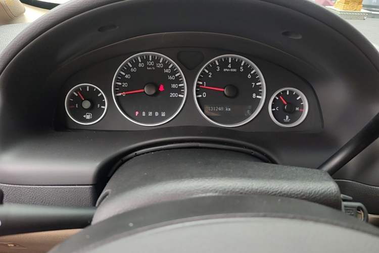 Used Buick GL8 2014 2.4L Executive Edition Instrument Cluster