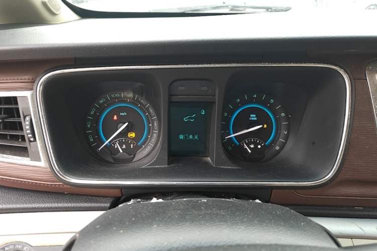 Used Buick GL8 2014 3.0L GT Luxury Business Haoya Edition Instrument Cluster
