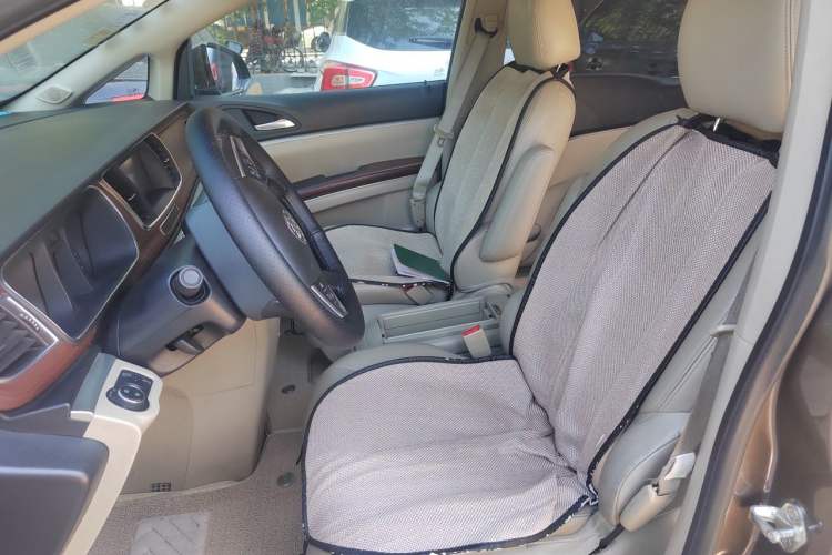 Used Buick GL8 2014 2.4L LT Luxury Business Executive Edition Left Front Seat