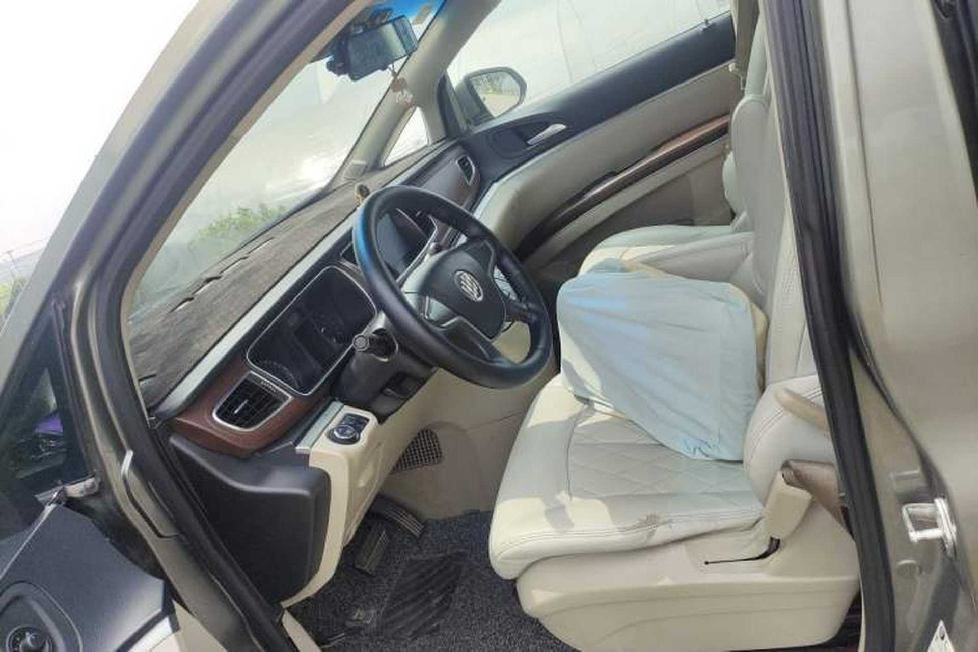 Used Buick GL8 2014 2.4L CT Luxury Business Comfort Edition Left Front Seat