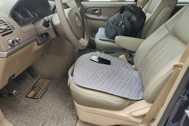 Used Buick GL8 2014 2.4L Classic Edition Left Front Seat