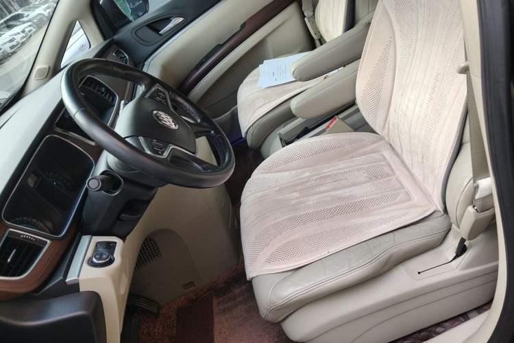 Used Buick GL8 2014 3.0L XT Luxury Business Flagship Edition Left Front Seat