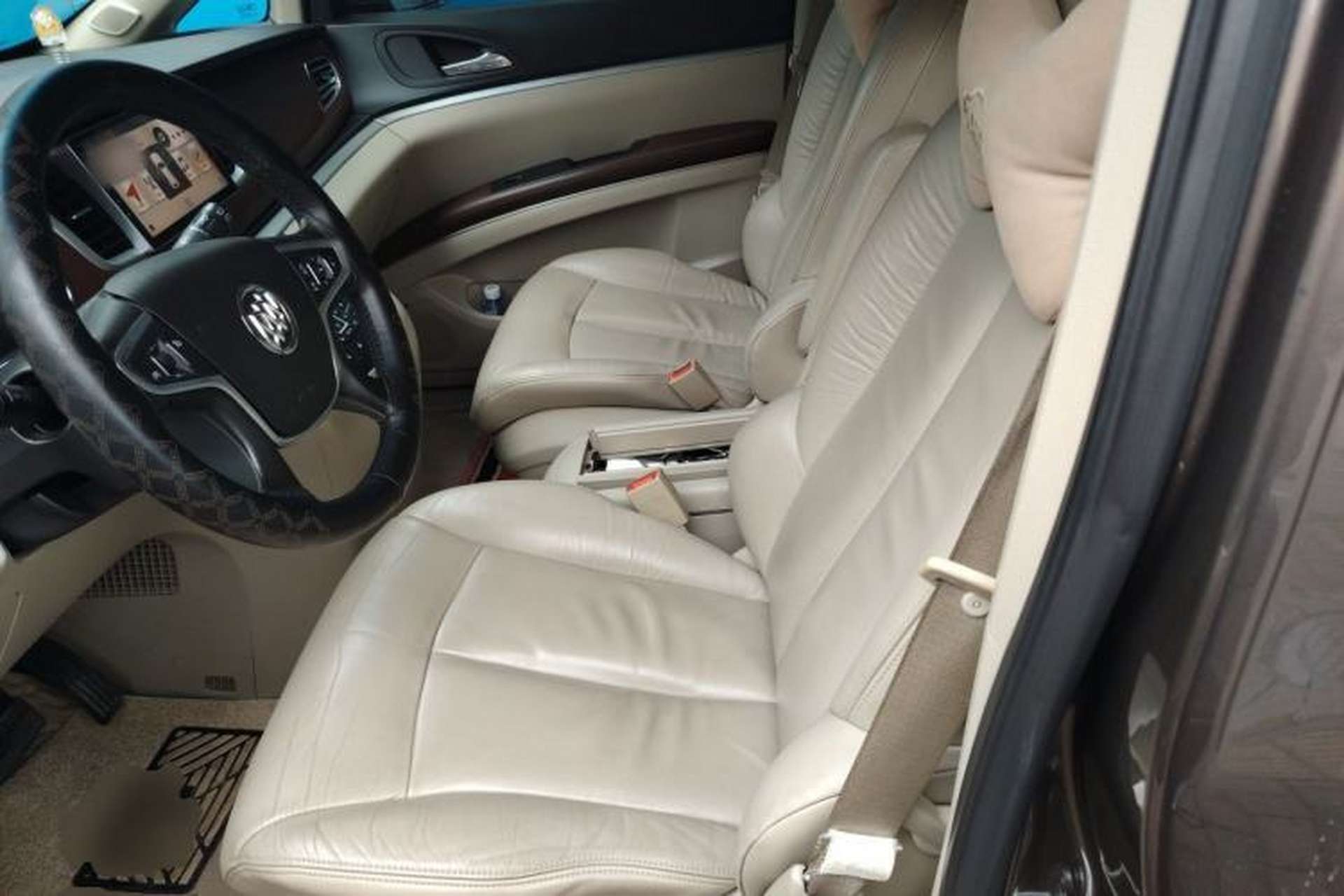 Used Buick GL8 2014 3.0L GT Luxury Business Haoya Edition Left Front Seat