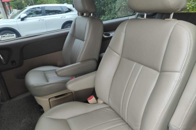 Used Buick GL8 2014 2.4L Classic Edition Left Rear Seat
