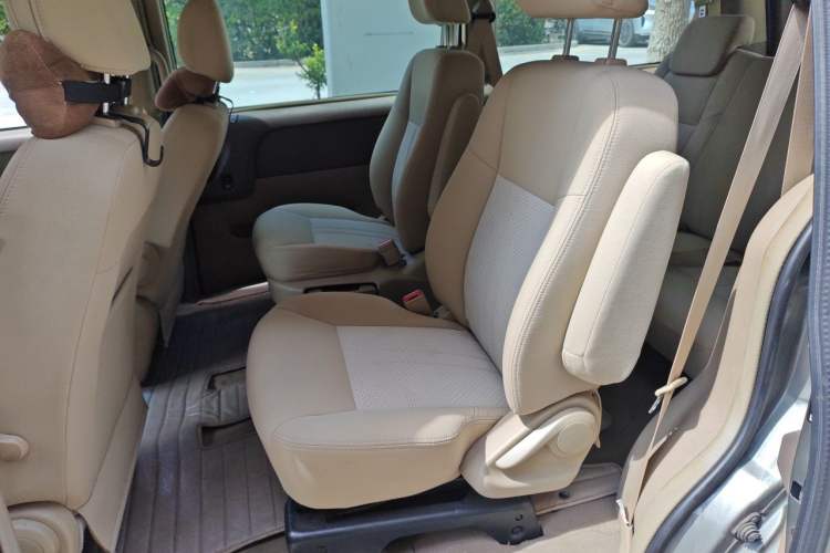 Used Buick GL8 2014 2.4L Classic Edition Left Rear Seat
