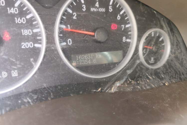 Used Buick GL8 2014 2.4L Classic Edition Odometer Close Up