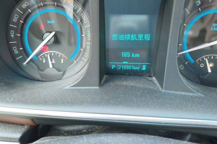 Used Buick GL8 2014 3.0L GT Luxury Business Haoya Edition Odometer Close Up