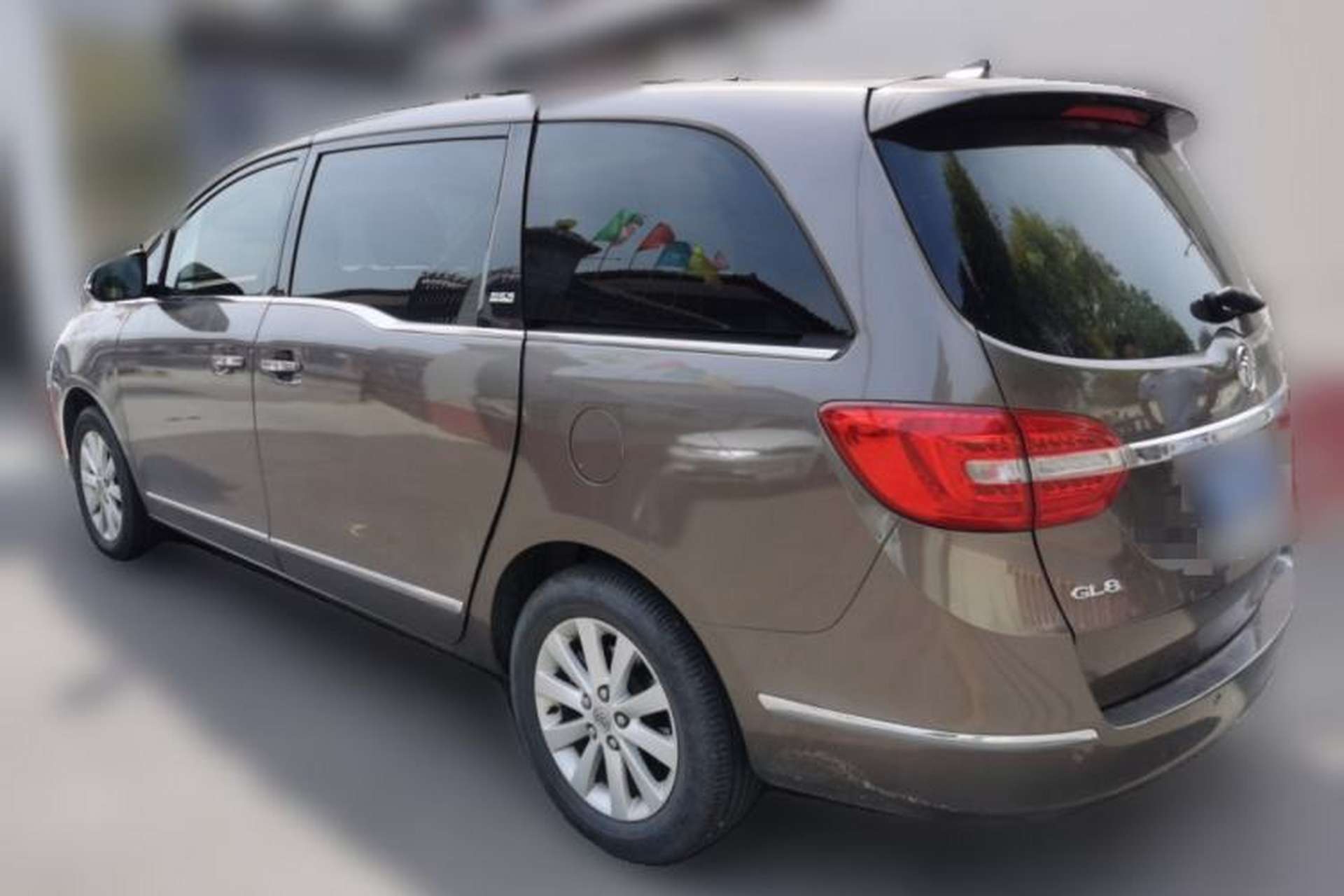 Used Buick GL8 2014 2.4L LT Luxury Business Executive Edition Rear Left 45 Deg