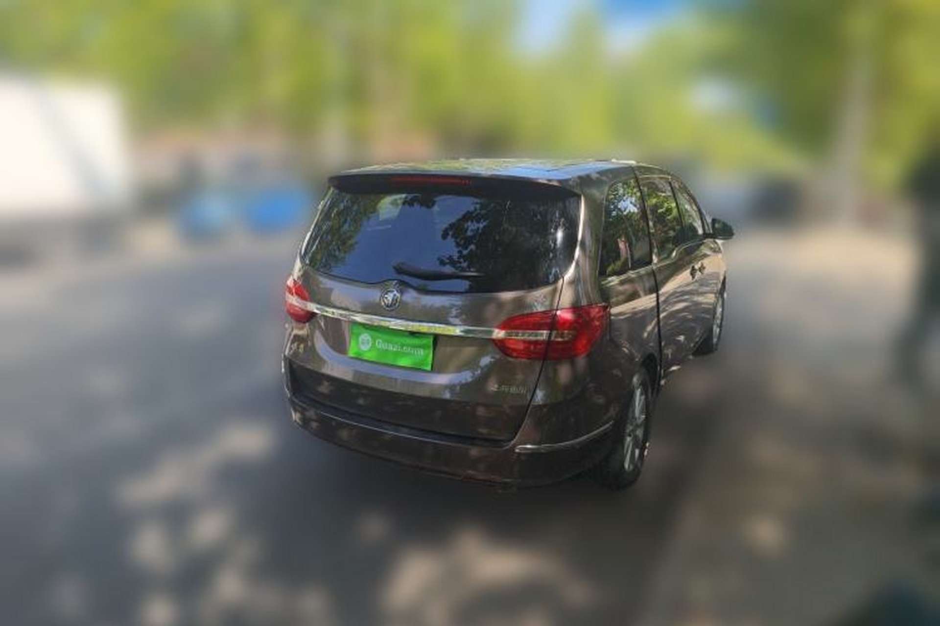 Used Buick GL8 2014 2.4L CT Luxury Business Comfort Edition Rear Right 45 Deg