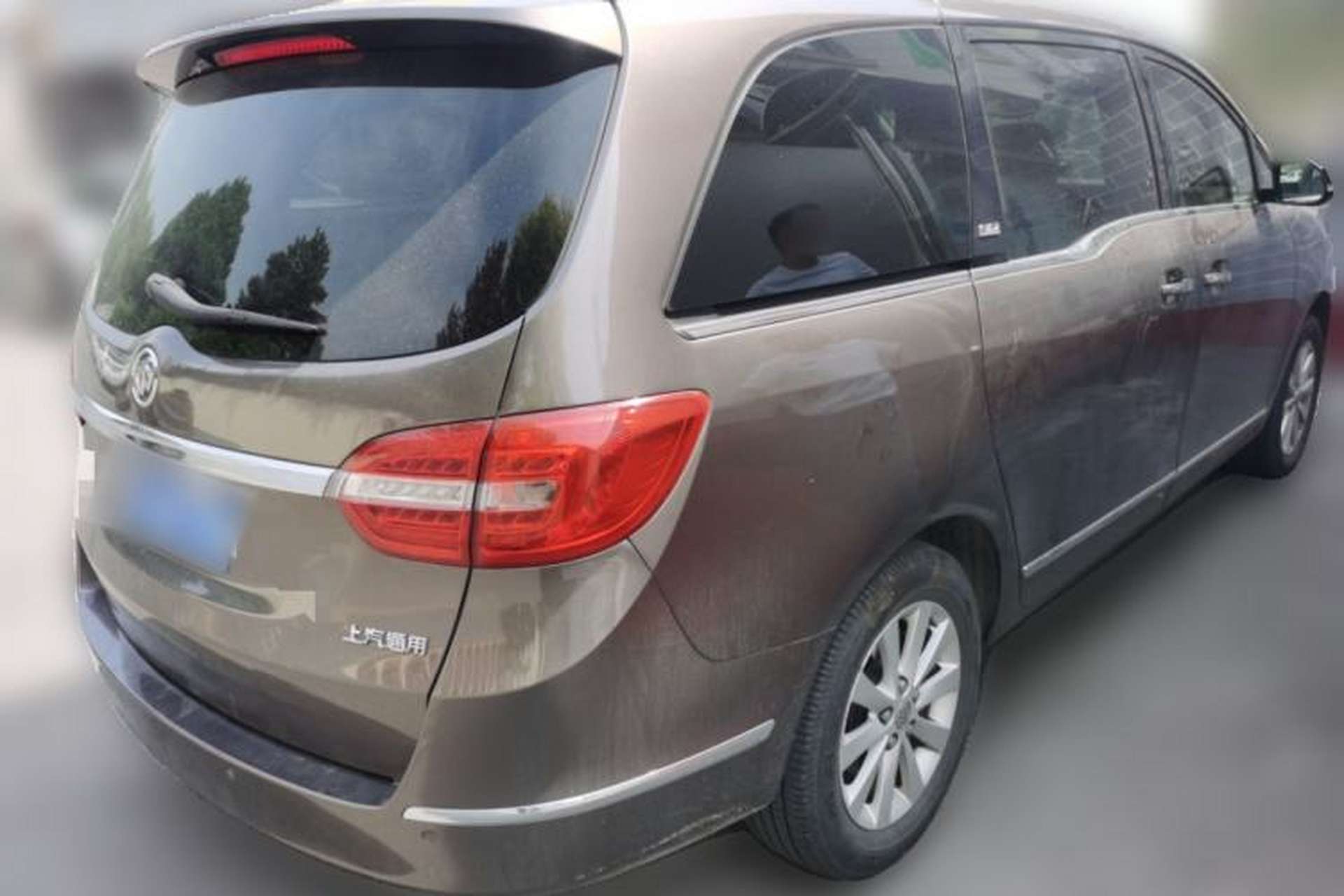 Used Buick GL8 2014 2.4L LT Luxury Business Executive Edition Rear Right 45 Deg
