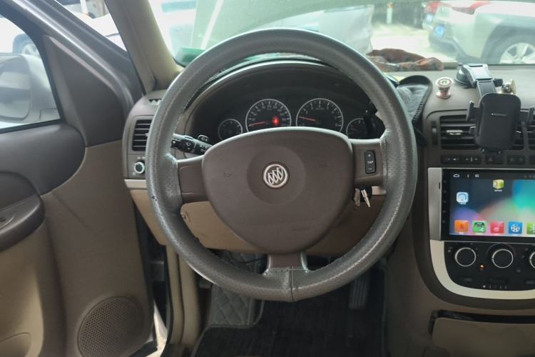 Used Buick GL8 2014 2.4L Comfort Edition Steering Wheel