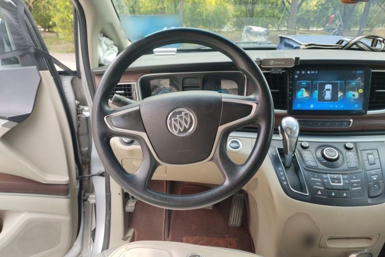 Used Buick GL8 2014 2.4L CT Luxury Business Comfort Edition Steering Wheel
