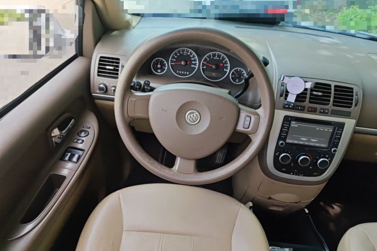 Used Buick GL8 2014 2.4L Comfort Edition Steering Wheel