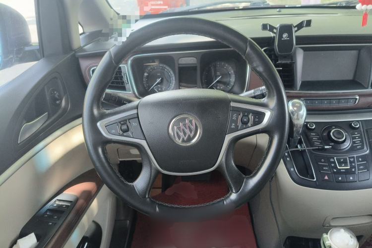 Used Buick GL8 2014 3.0L GT Luxury Business Haoya Edition Steering Wheel