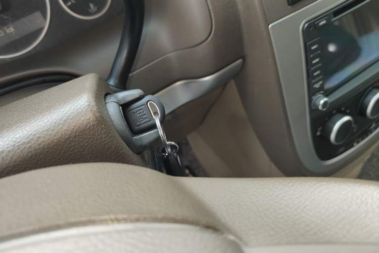 Used Buick GL8 2014 2.4L Classic Edition Vehicle Key