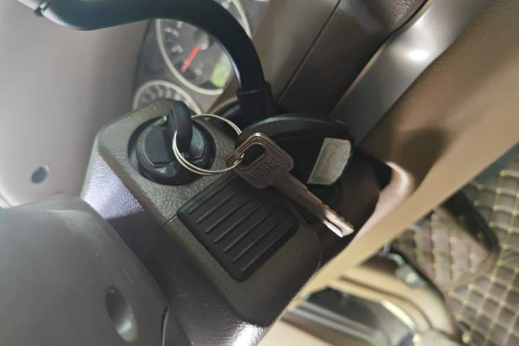 Used Buick GL8 2014 2.4L Classic Edition Vehicle Key