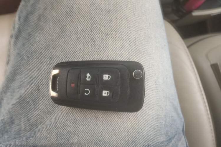 Used Buick GL8 2014 3.0L XT Luxury Business Flagship Edition Vehicle Key