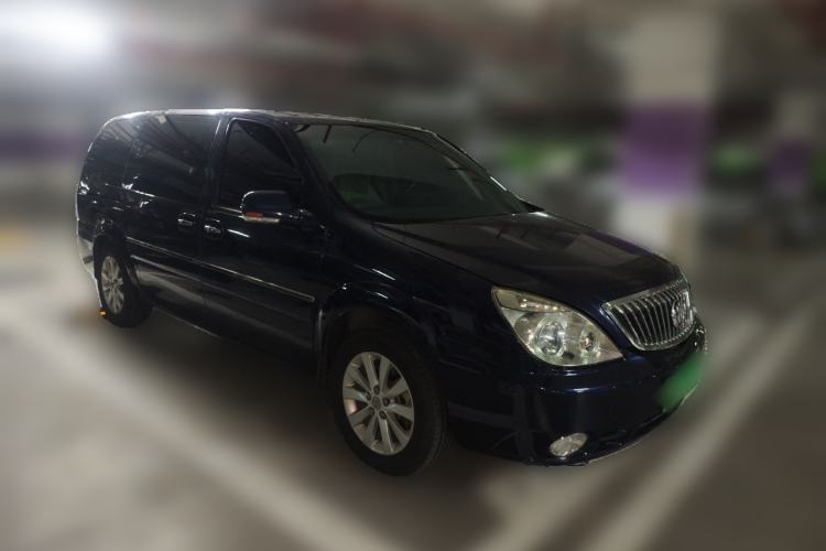 Used Buick GL8 2014 2.4L Comfort Edition Front Right 45 Deg