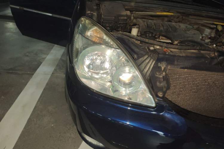Used Buick GL8 2014 2.4L Comfort Edition Right Front Headlight